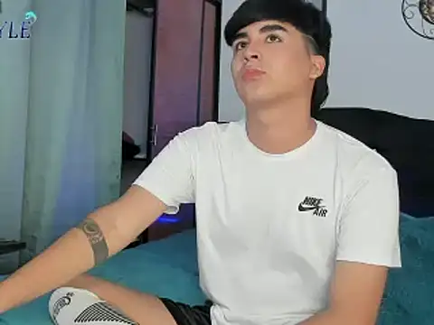 amon kyle online show from 02.10.25