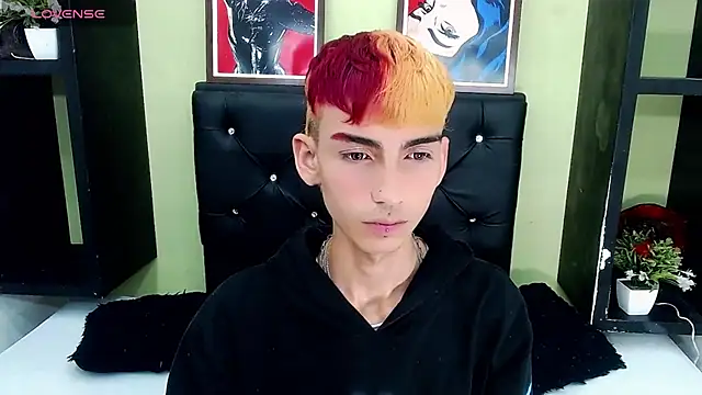 ttimy x boy online show from 03.13.25