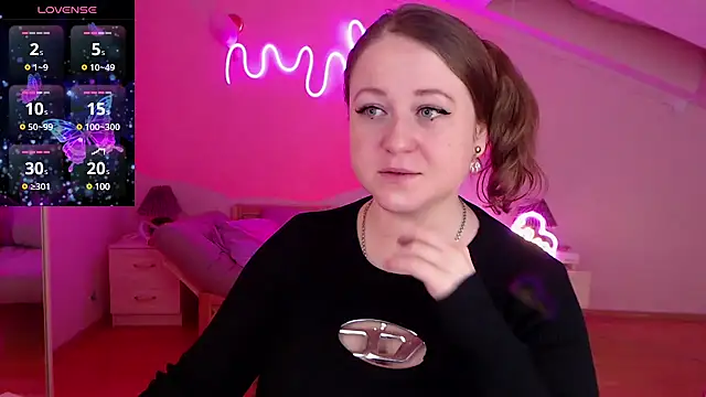 LizzyShine online show from 12.06.24
