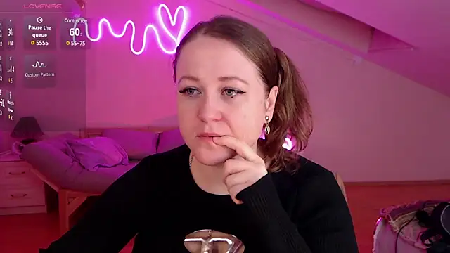 LizzyShine online show from 12.06.24