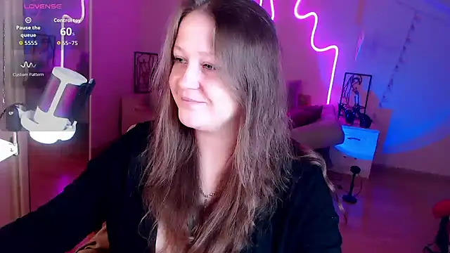 LizzyShine online show from 09.28.25