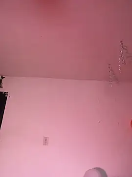 Miss oliviaa online show from 12.26.24