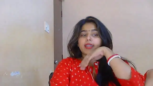 Snapshot of Sweet-Rani chatting on 04.14.26 Sweet-Rani online show from 04.14.26