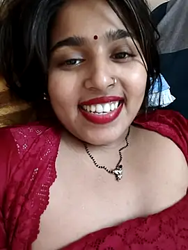 Snapshot of Sweet-Rani chatting on 04.18.26 Sweet-Rani online show from 04.18.26