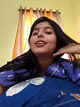 Snapshot of Sweet-Rani chatting on 04.19.26 Sweet-Rani online show from 04.19.26