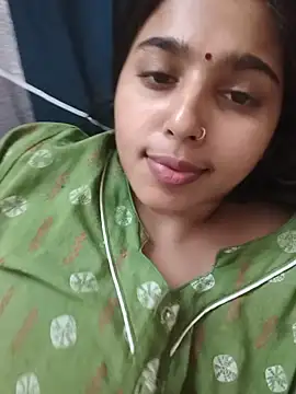 Snapshot of Sweet-Rani chatting on 05.13.26 Sweet-Rani online show from 05.13.26