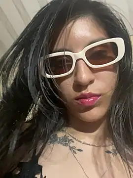 Snapshot of Sweett_Sarita chatting on 02.14.25 Sweett Sarita online show from 02.14.25