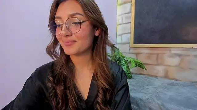 Afrodita Shalom online show from 01.17.25