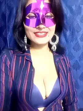 Stripy Doll online show from 12.04.24