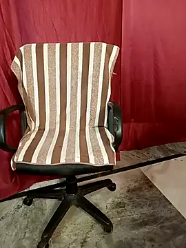 Stripy Doll online show from 10.27.25