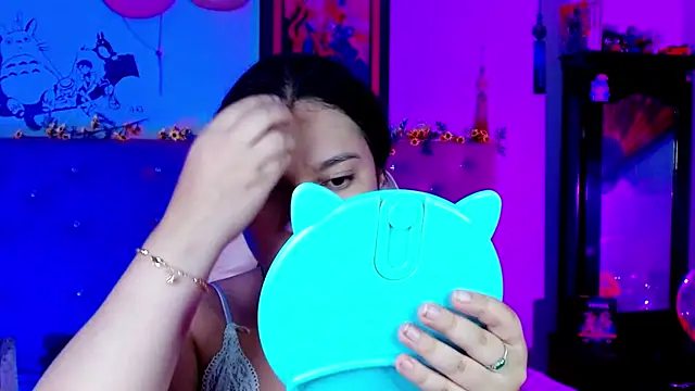 Snapshot of SOYYKY chatting on 01.08.25 SOYYKY online show from 01.08.25