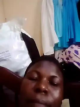 Snapshot of Danny_lady chatting on 10.12.25 Danny lady online show from 10.12.25