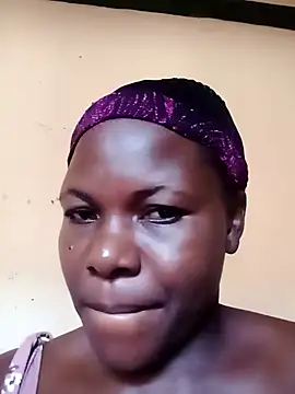 Snapshot of Danny_lady chatting on 12.14.25 Danny lady online show from 12.14.25