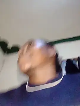 Snapshot of Danny_lady chatting on 12.19.25 Danny lady online show from 12.19.25