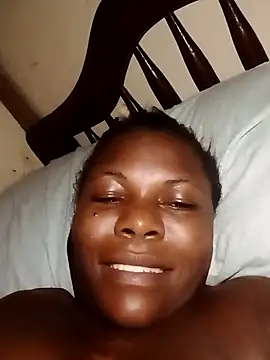 Snapshot of Danny_lady chatting on 12.22.25 Danny lady online show from 12.22.25