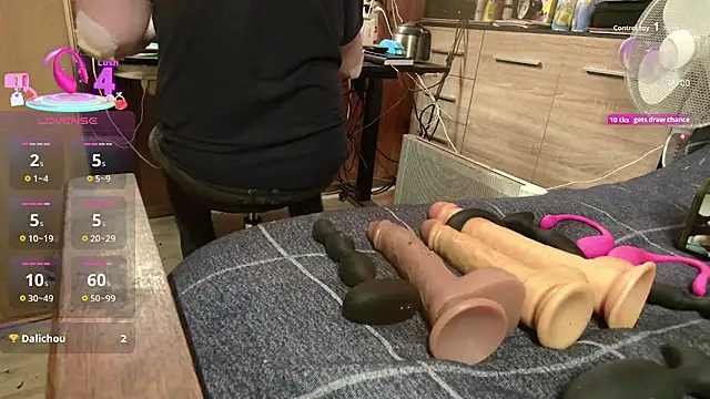 misteryman1956 online show from 10.04.25