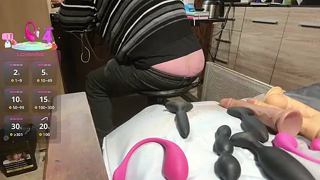 misteryman1956 online show from 02.04.26