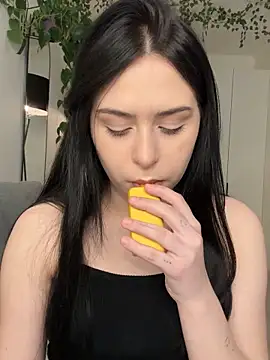  SweetCandyy online show from 02.07.25