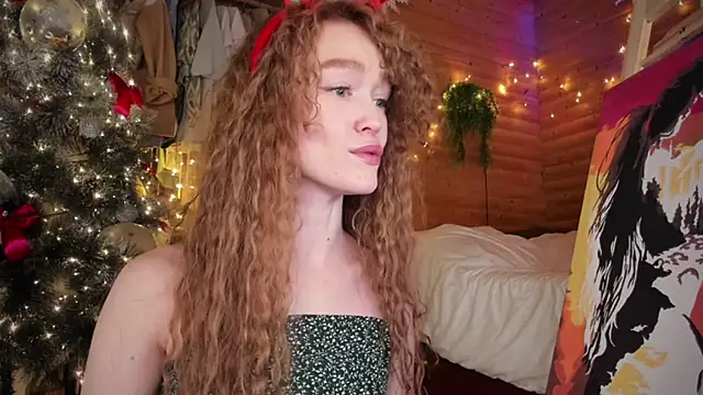 Snapshot of such_juicee chatting on 12.24.24 such juicee online show from 12.24.24