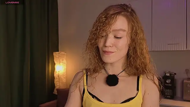 Snapshot of such_juicee chatting on 03.22.25 such juicee online show from 03.22.25