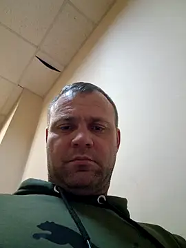 Snapshot of Crek666 chatting on 02.01.25 Crek666 online show from 02.01.25