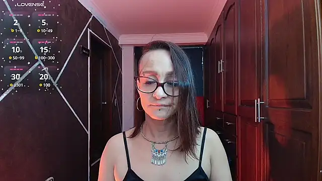 NatashaMason  online show from 01.06.25