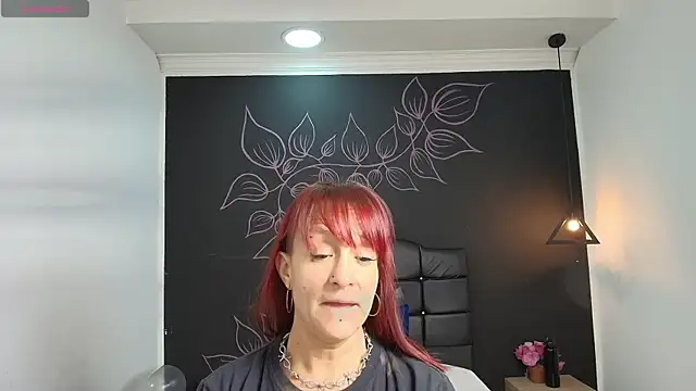 Snapshot of NatashaMason_ chatting on 11.03.25 NatashaMason online show from 11.03.25