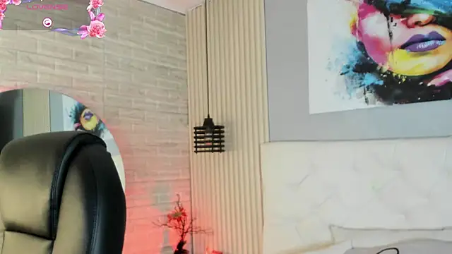 nicole  parker1 online show from 01.08.25