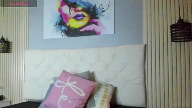 nicole  parker1 online show from 01.18.25