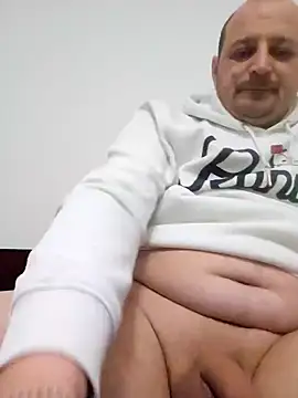 Snapshot of just_funhd chatting on 12.21.24 just funhd online show from 12.21.24