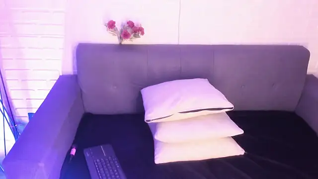 karina gomez 18 online show from 11.08.25