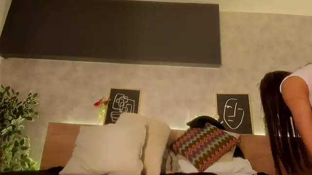 Snapshot of karina_gomez_18 chatting on 02.24.26 karina gomez 18 online show from 02.24.26