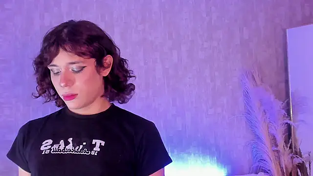 Snapshot of pixy_20 chatting on 09.24.25 pixy 20 online show from 09.24.25