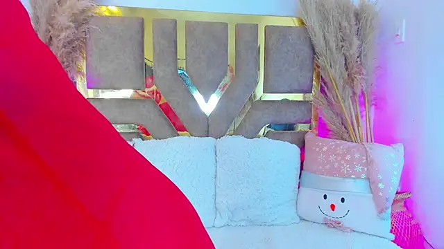 Nanda Vixen online show from 12.24.24