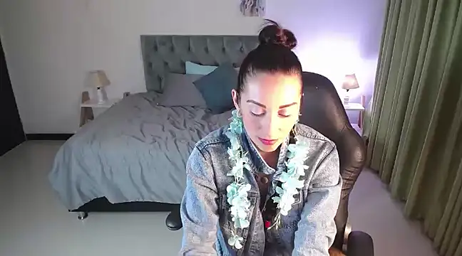 Nami sunny online show from 01.17.25