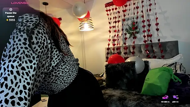 Nami sunny online show from 09.19.25