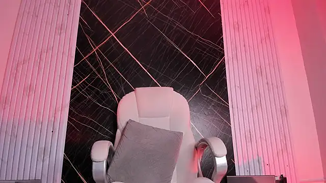 amber  blair online show from 01.23.25