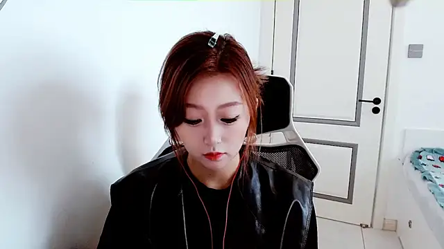 zhenzhen999 online show from 11.01.25