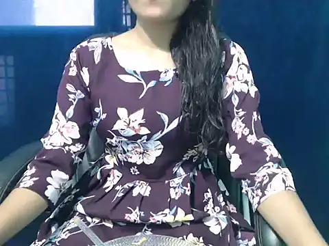 Snapshot of Yashi chatting on 09.14.25 Yashi online show from 09.14.25