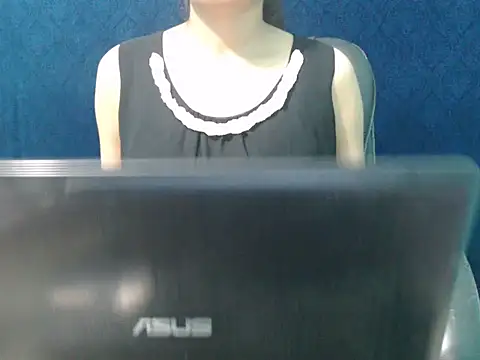 Yashi online show from 09.18.25