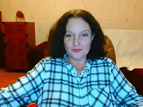 Alice3694 online show from 12.25.24