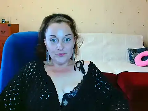 Alice3694 online show from 05.12.26