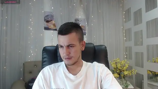 Cerokershelby online show from 01.05.25