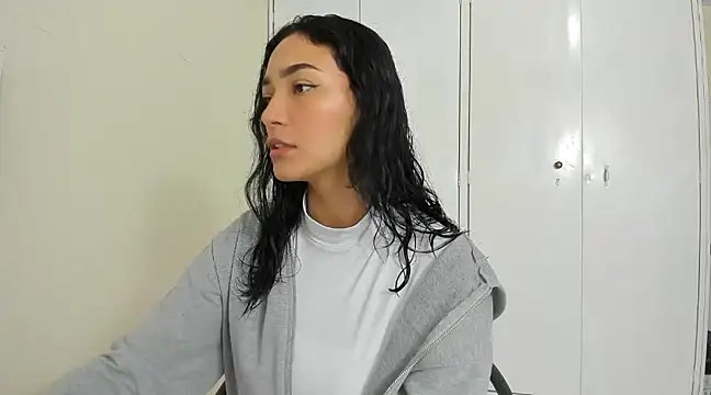 ASIAM BRUNET online show from 02.22.25