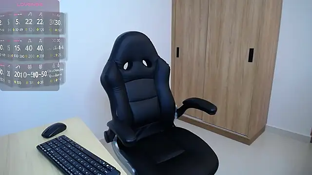 karoll marquez online show from 12.03.25