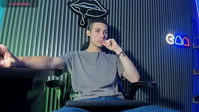 Jefer rick  online show from 10.05.25