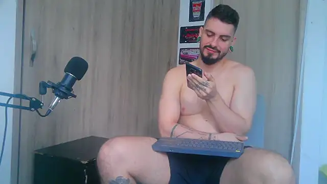 Aaron kwok28 online show from 11.23.25