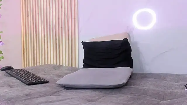 Aria montgomeri online show from 03.22.25