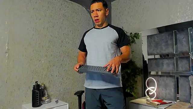 marc ginale online show from 10.11.25