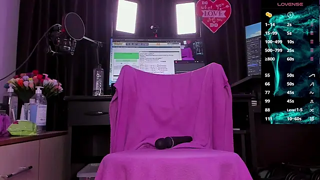 Raissa sky26 online show from 12.07.24